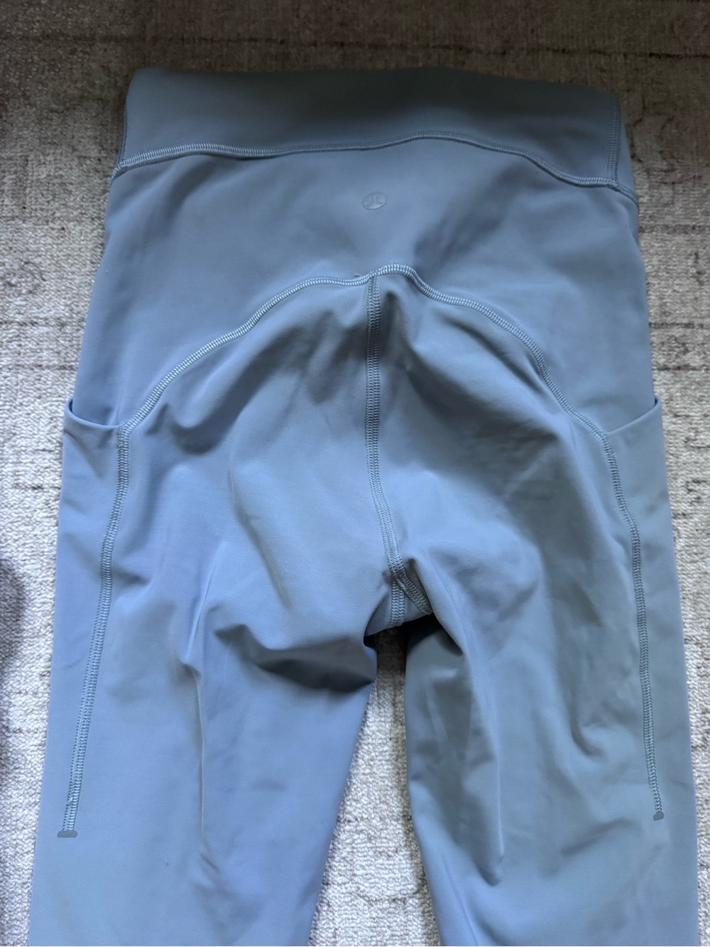 Lululemon Power Thru High-Rise Tight 25" - Size 4 - Picture 2 of 8